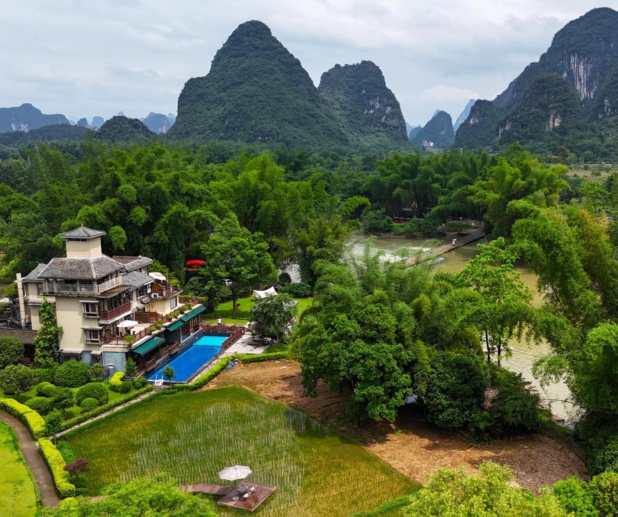 Moondance Boutique Resort Yangshuo Exteriör bild