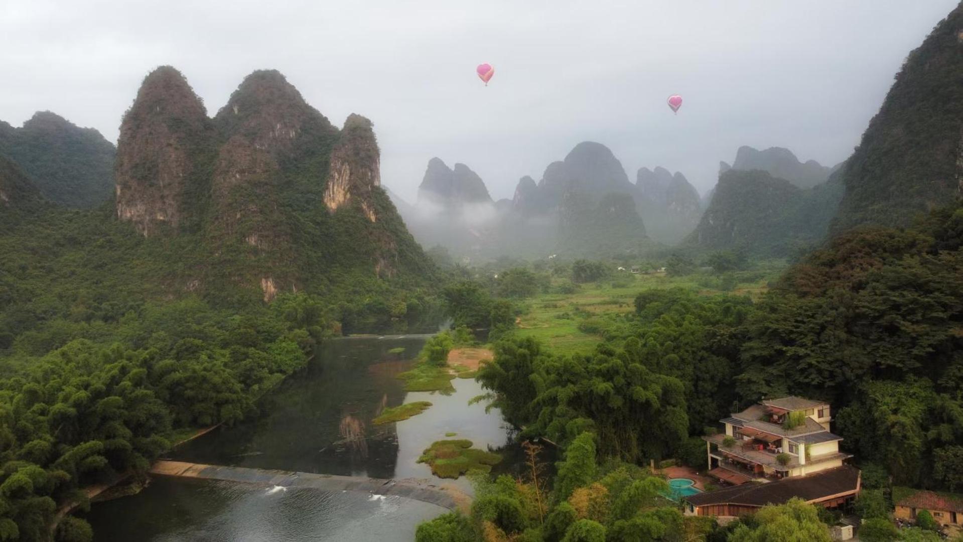 Moondance Boutique Resort Yangshuo Exteriör bild